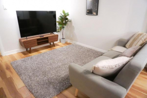 Cozy apartment in Ahuntsic with Free Parking and near metro station